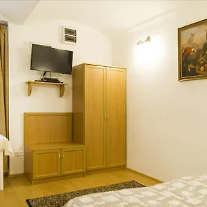 authentic-grand-boulevard.inbudapesthotels.com/